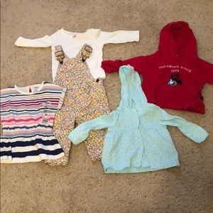 Lot of infant clothing